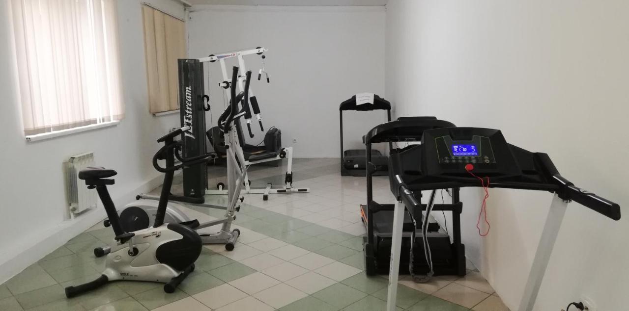 Green Hotel Atirau Kültér fotó