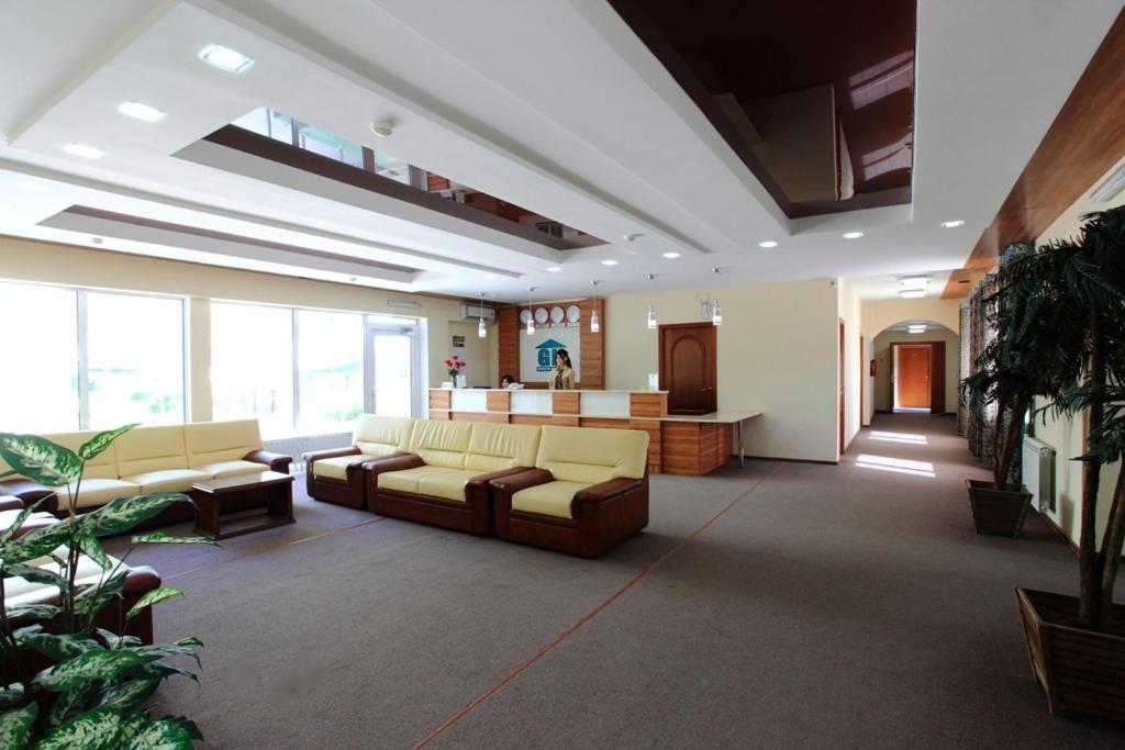 Green Hotel Atirau Kültér fotó