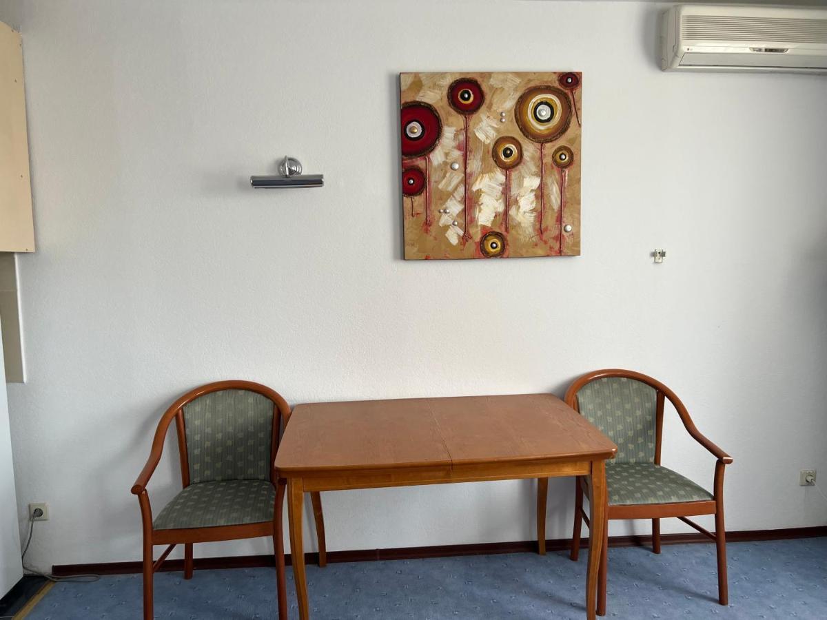 Green Hotel Atirau Kültér fotó