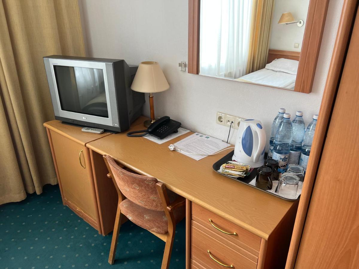 Green Hotel Atirau Kültér fotó
