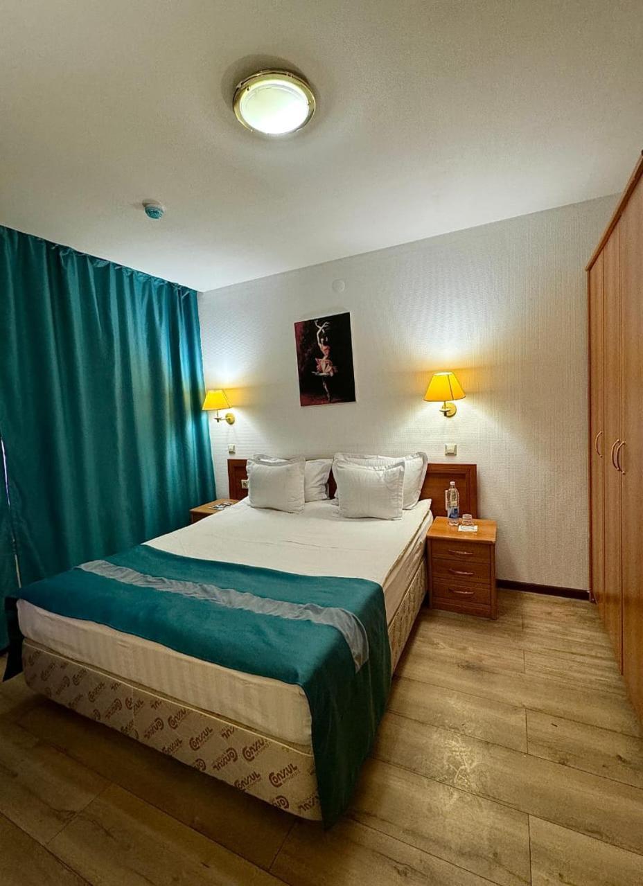 Green Hotel Atirau Kültér fotó