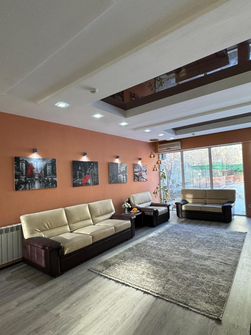 Green Hotel Atirau Kültér fotó