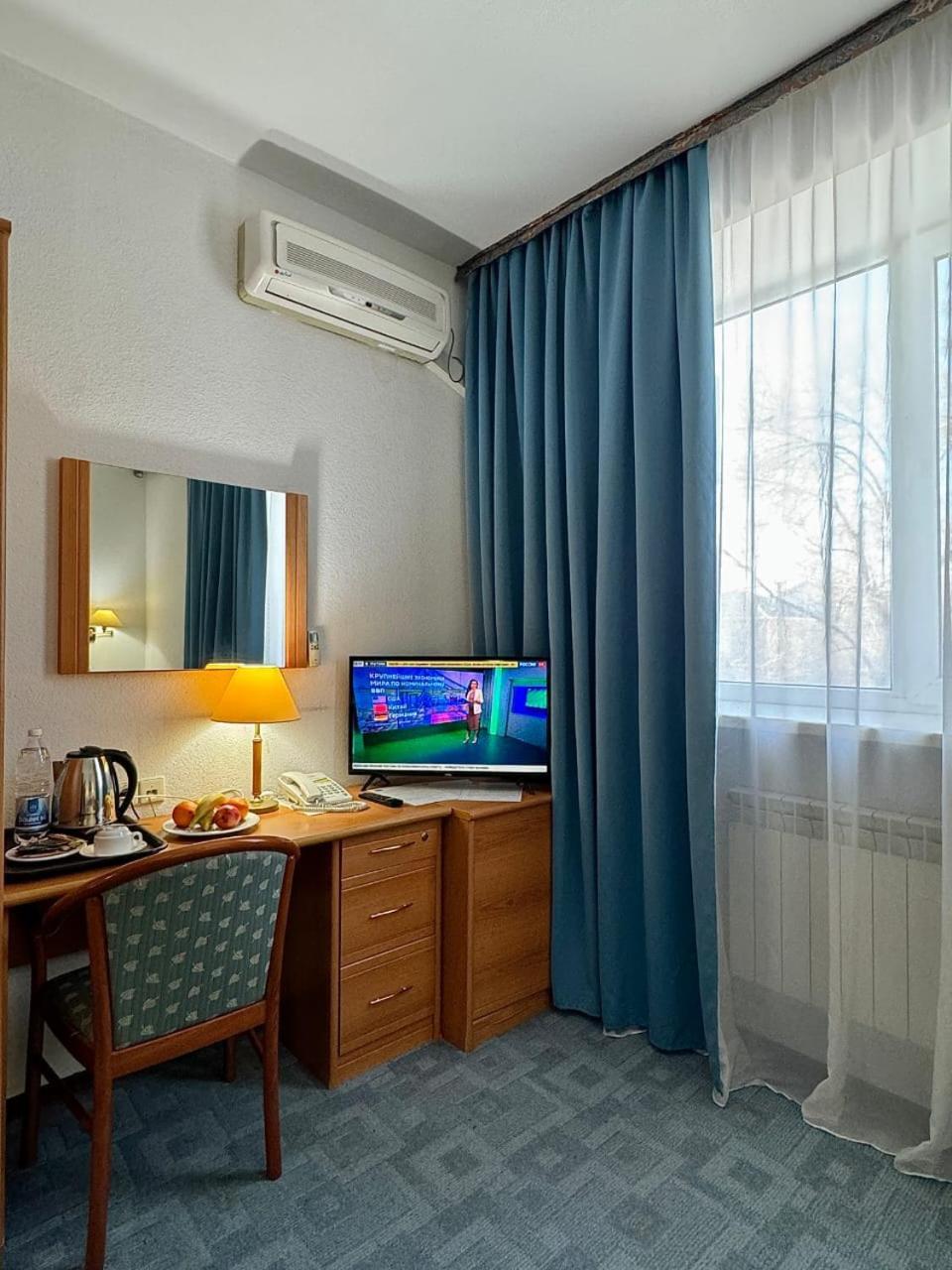 Green Hotel Atirau Kültér fotó