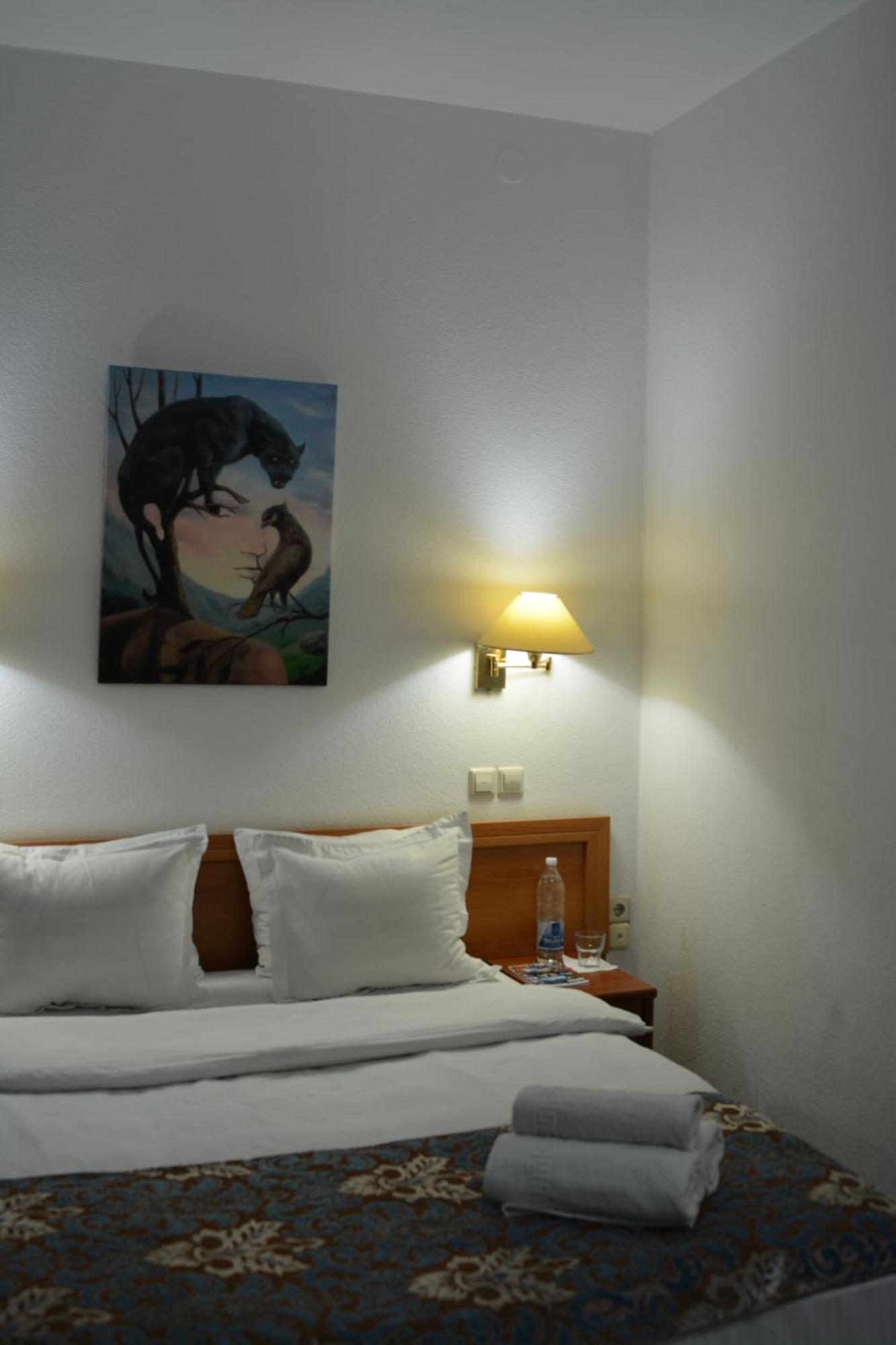 Green Hotel Atirau Kültér fotó